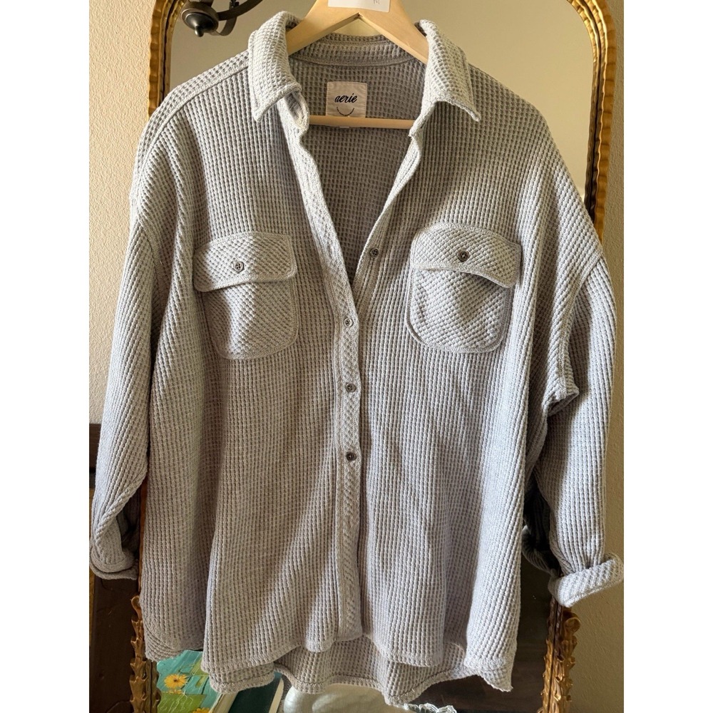 Aerie LumberJane Waffle Shirt in a neutral gray textured knit. Small